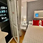 Διαμέρισμα Blue 2 Fast Wifi 2xmetro 60'tv Netflix Hbo Appletv+ *