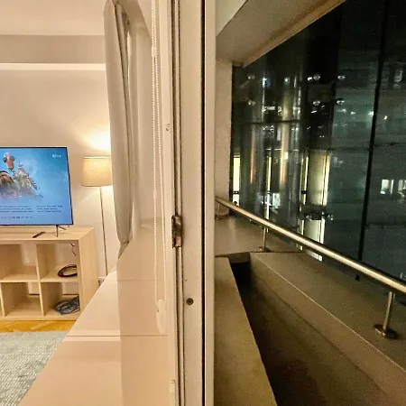 Blue 2 Fast Wifi 2xmetro 60'tv Netflix Hbo Appletv+ Warsaw