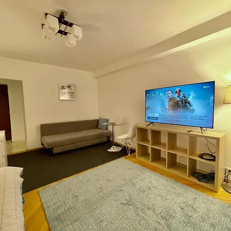 Blue 2 Fast Wifi 2xmetro 60'tv Netflix Hbo Appletv+ Varsavia