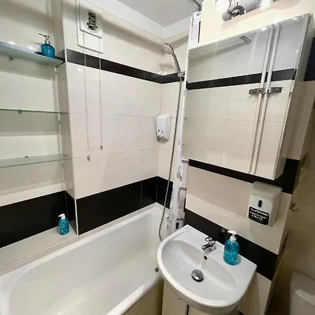 Blue 2 Fast Wifi 2xmetro 60'tv Netflix Hbo Appletv+ Apartment *