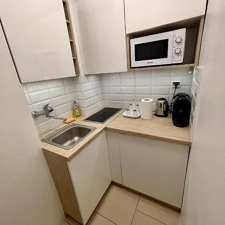 Blue 2 Fast Wifi 2xmetro 60'tv Netflix Hbo Appletv+ Varsovie