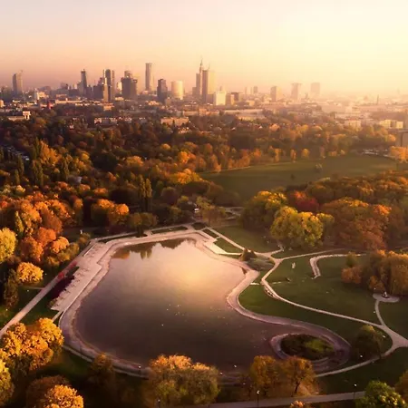 Blue 2 Fast Wifi 2xmetro 60'tv Netflix Hbo Appletv+ Appartement Varsovie