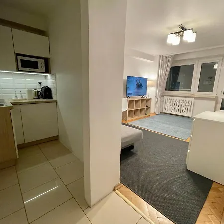 Blue 2 Fast Wifi 2xmetro 60'tv Netflix Hbo Appletv+ Appartement Varsovie