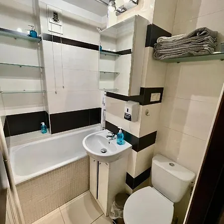 Blue 2 Fast Wifi 2xmetro 60'tv Netflix Hbo Appletv+ Appartement *